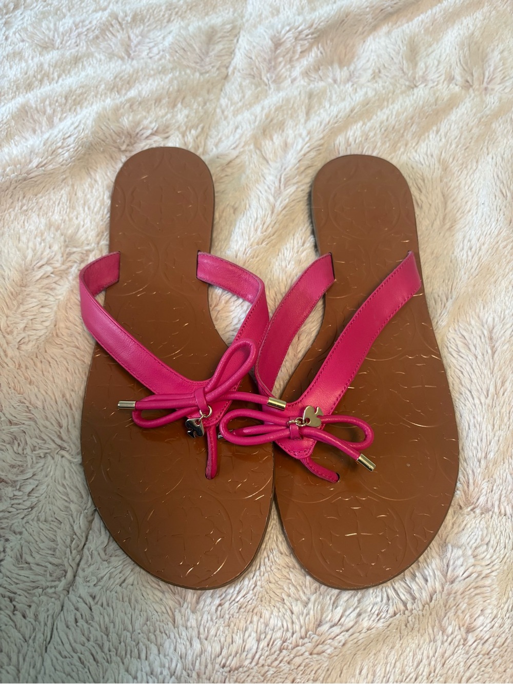 Kate Spade “Charles” pink sandals